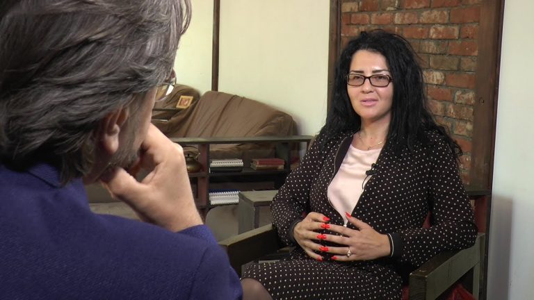 VIDEO Școala Familiei: Despre educația sexuală (cu Violeta Radosav și Tomi Cristin)